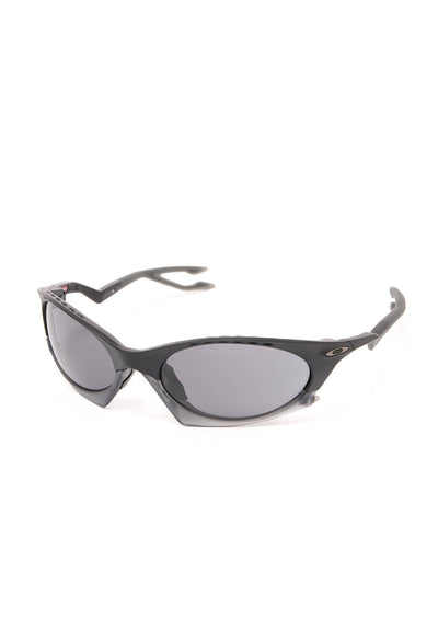 Oakley Plantaris Sunglasses - Matte Black / Prizm Grey
