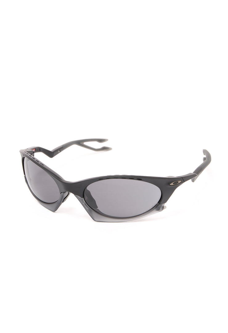 Oakley Plantaris Sunglasses - Matte Black / Prizm Grey